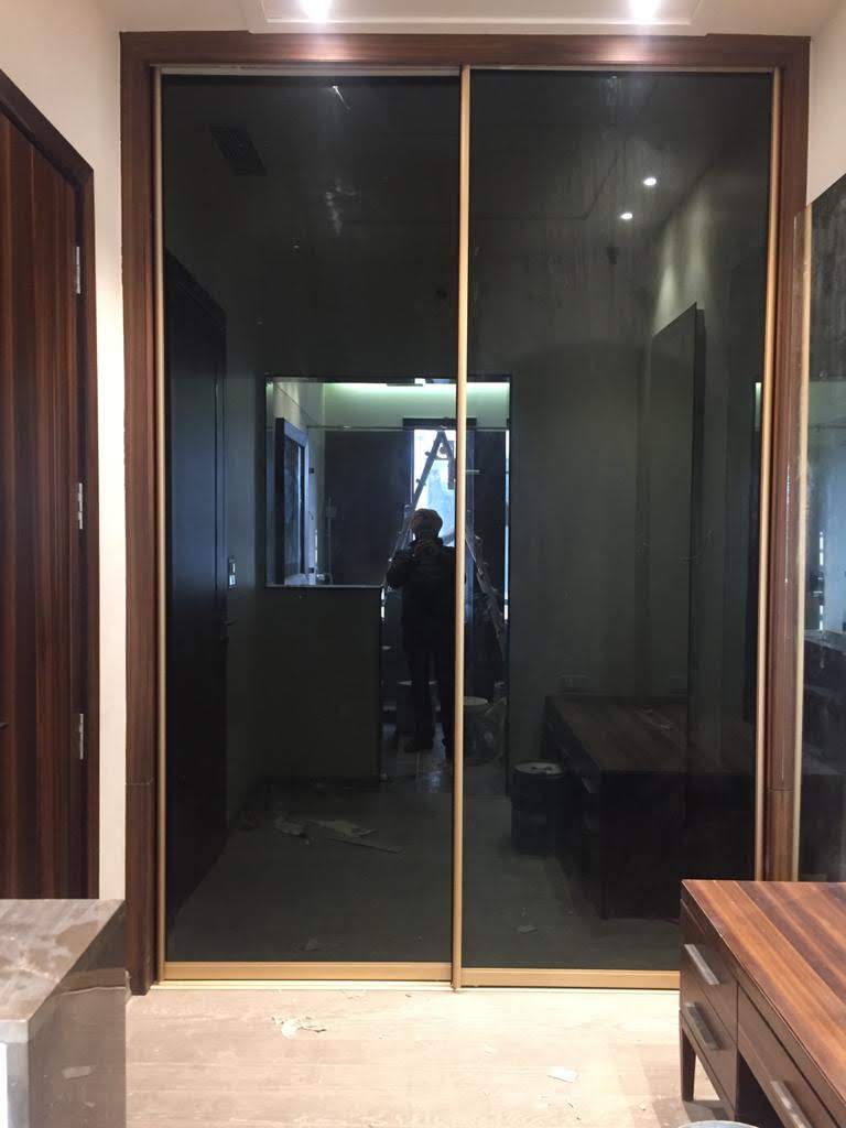 lacquer-glass-wardrobe-biggest-brand-gurgaon-glass-wardrobe-largest-dealers-manufacturers-in-gurgaon-gurugram-india